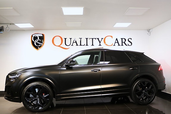 Audi RS Q8 2 of 27