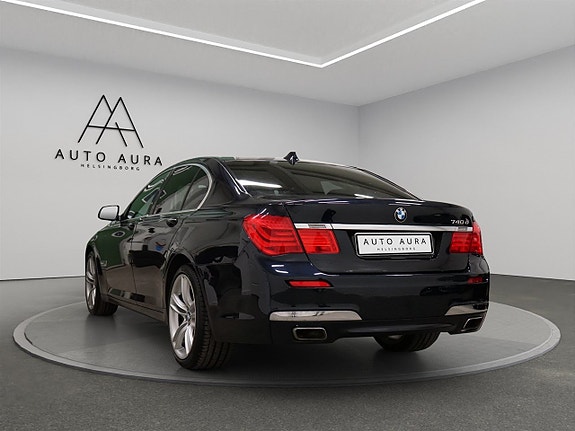 BMW 740d 6 of 28