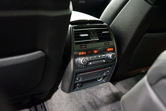BMW 740d 22 of 28