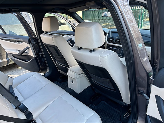 BMW X1 6 of 11