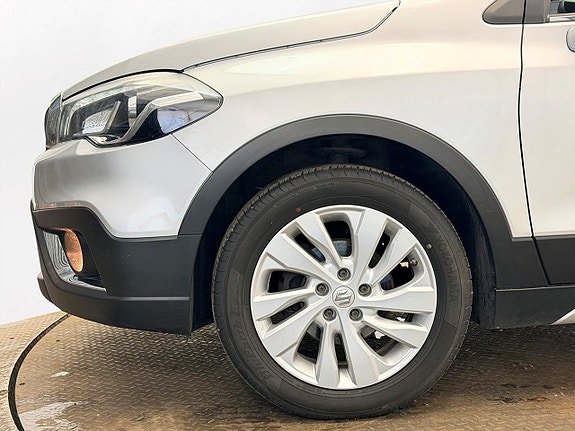 Suzuki SX4 S-Cross 11 of 27