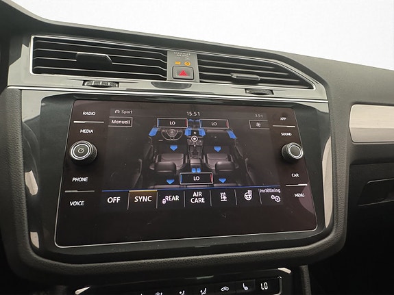 Volkswagen Tiguan 15 of 30
