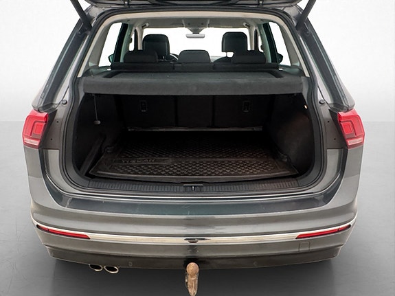 Volkswagen Tiguan 9 of 30
