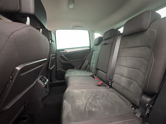 Volkswagen Tiguan 18 of 30