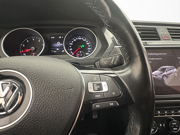 Volkswagen Tiguan 22 of 30