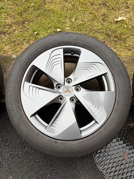 Product image 2 of 9