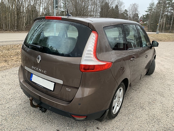 Renault Grand Scenic III 2 of 6