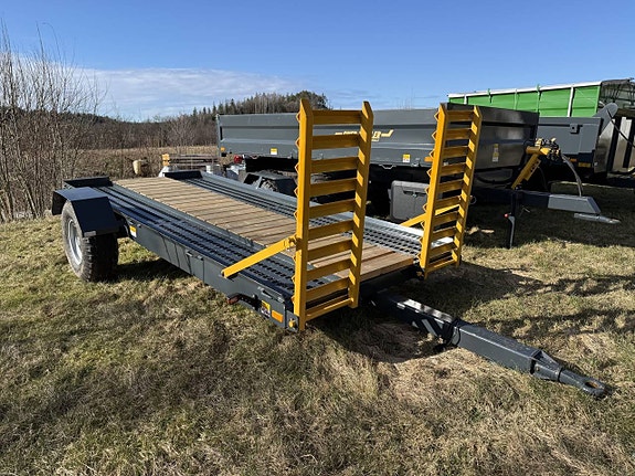 Maskintrailer 4 meter, 4 ton, genomkörning, i lager 2 of 5