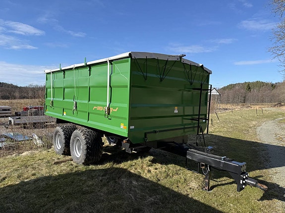 Spannmålsvagn 12 ton, 15 m³, kapell ingår, i lager