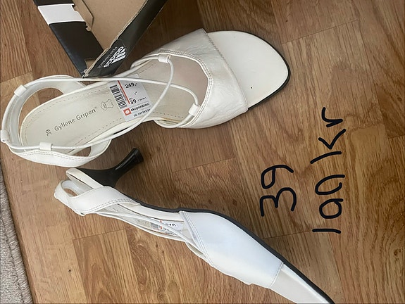 Product image 25 of 28