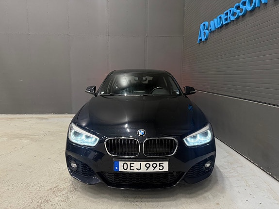 BMW 118i 9 of 26