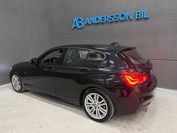 BMW 118i 7 of 26