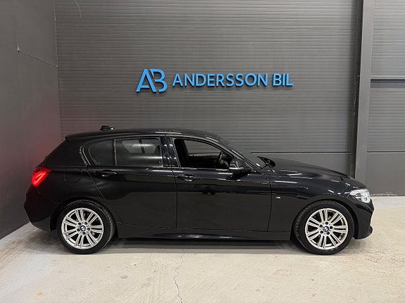 BMW 118i 5 of 5