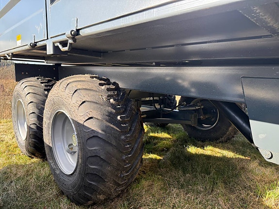 Tippvagn 8 ton med fällbara sidor, Dropside,  i lager 7 of 7