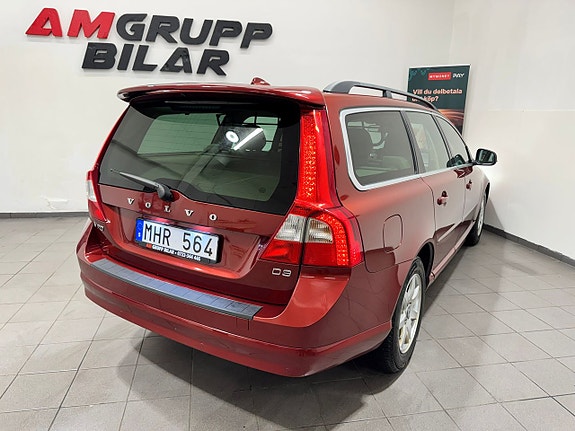 Volvo V70 10 of 20