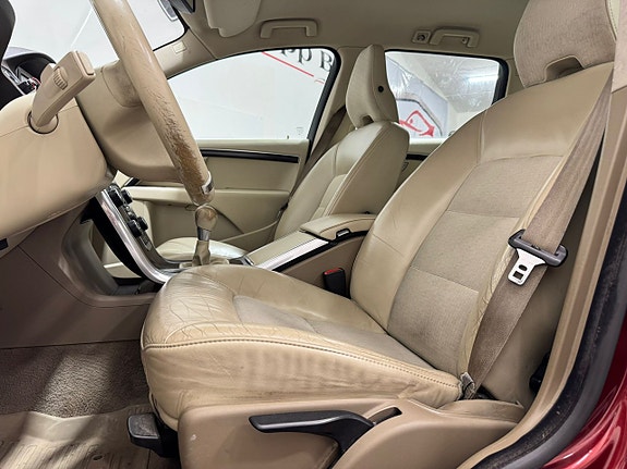 Volvo V70 15 of 20