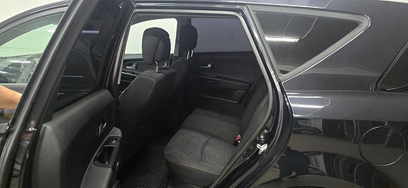Kia Ceed 5 of 9