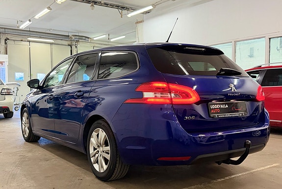 Peugeot 308 SW 4 of 5