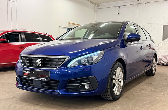 Peugeot 308 SW 3 of 5