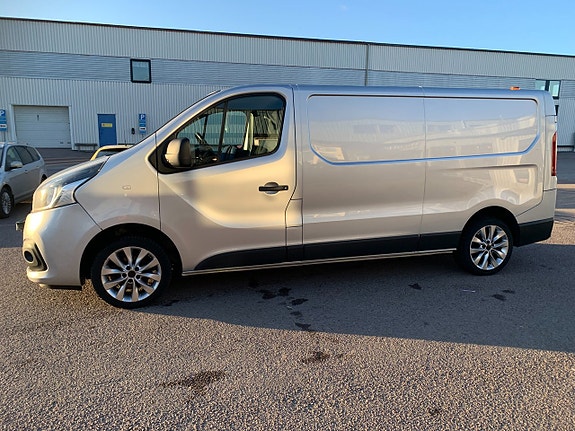Renault Trafic 3 of 5