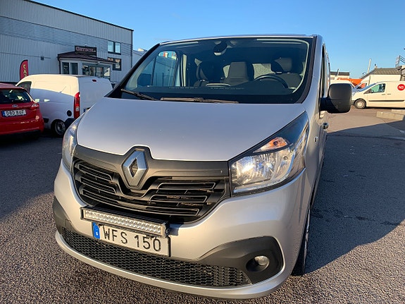 Renault Trafic 2 of 5