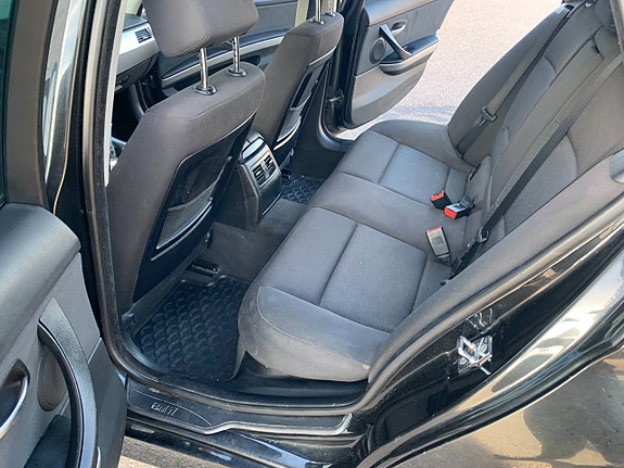 BMW 325i 15 of 25