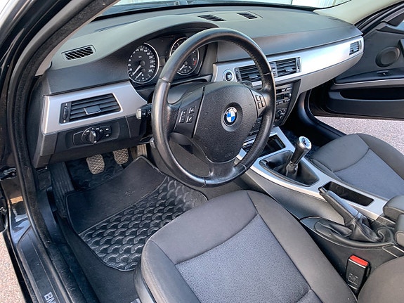 BMW 325i 13 of 25