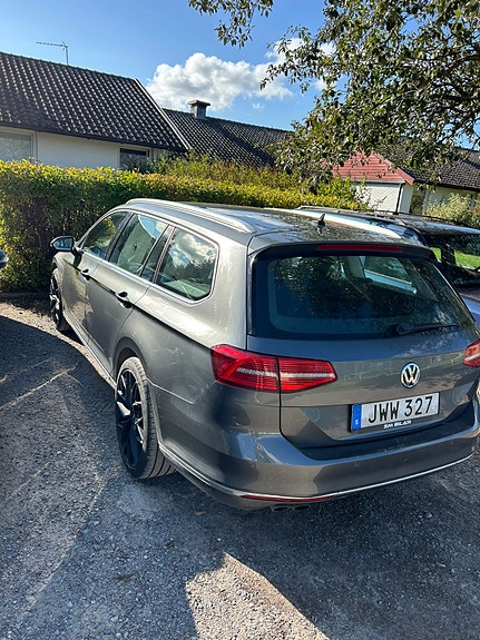 Volkswagen Passat 4 of 5