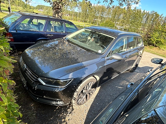 Volkswagen Passat 3 of 5