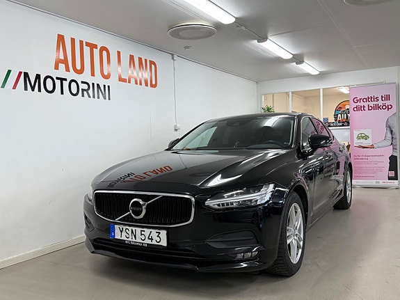 Volvo S90 2 of 5