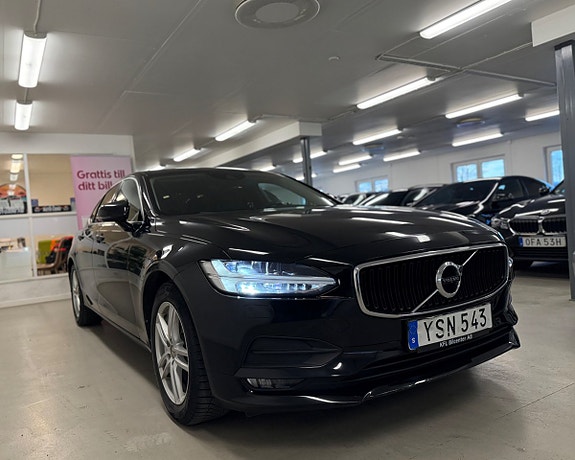 Volvo S90 16 of 26