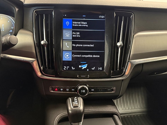 Volvo S90 24 of 26