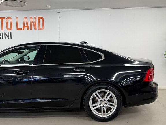 Volvo S90 8 of 26