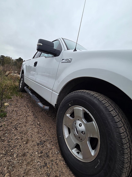 Ford F-150 4 of 10