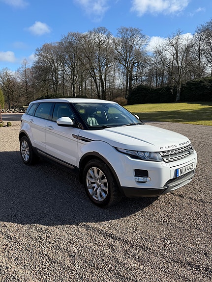 Land Rover Range Rover Evoque 5 of 5