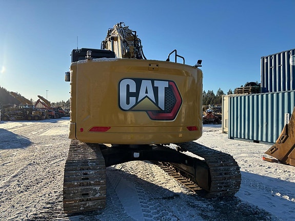 Caterpillar 325 27 of 30