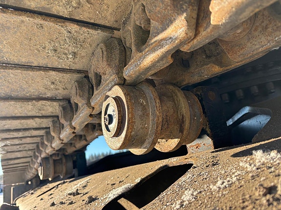 Caterpillar 325 25 of 30