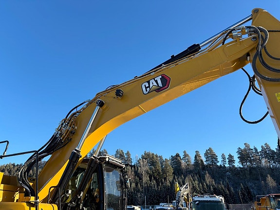 Caterpillar 325 16 of 30