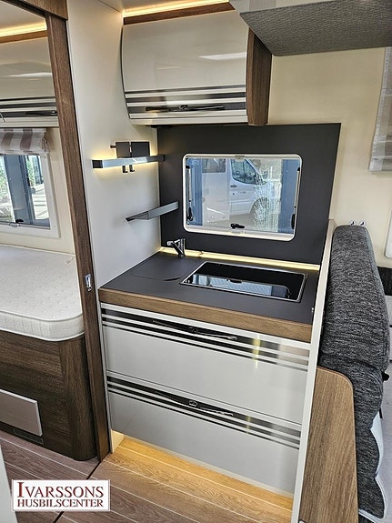 CI Magis 82 XT / Enkelsängar / Alde / Automat / Taksäng / 4100kg 13 of 25