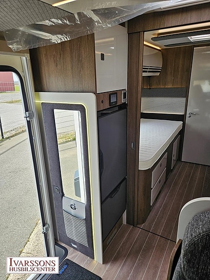 CI Magis 82 XT / Enkelsängar / Alde / Automat / Taksäng / 4100kg 11 of 25