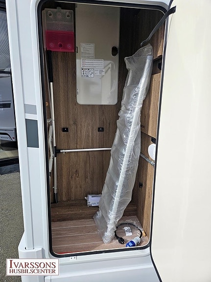 CI Magis 82 XT / Enkelsängar / Alde / Automat / Taksäng / 4100kg 6 of 25