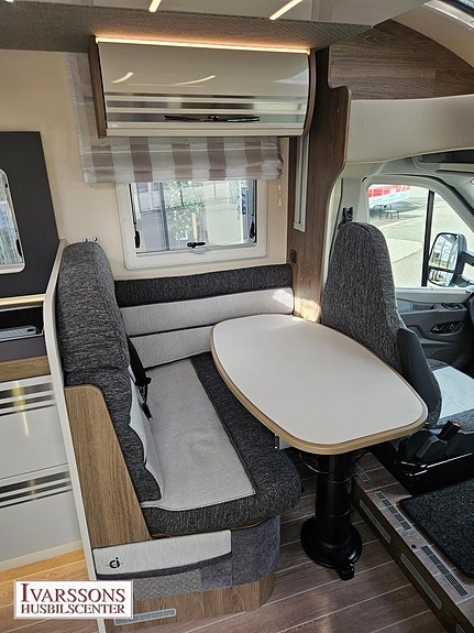 CI Magis 82 XT / Enkelsängar / Alde / Automat / Taksäng / 4100kg 12 of 25