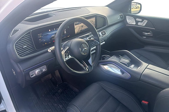 Mercedes-Benz GLE350 de 8 of 26