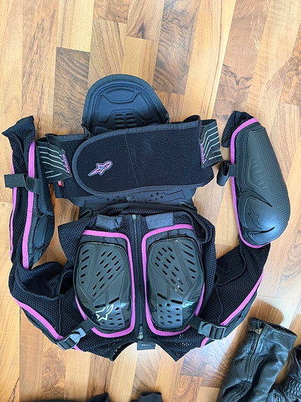 Product image 17 of 27