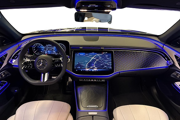 Mercedes-Benz E300 de 10 of 21