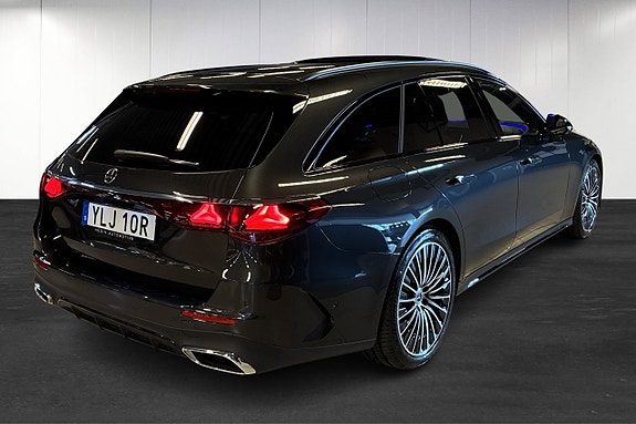 Mercedes-Benz E300 de 3 of 21