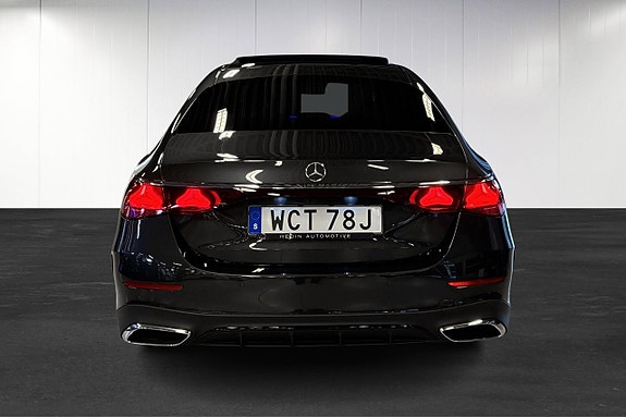 Mercedes-Benz E300 de 6 of 24