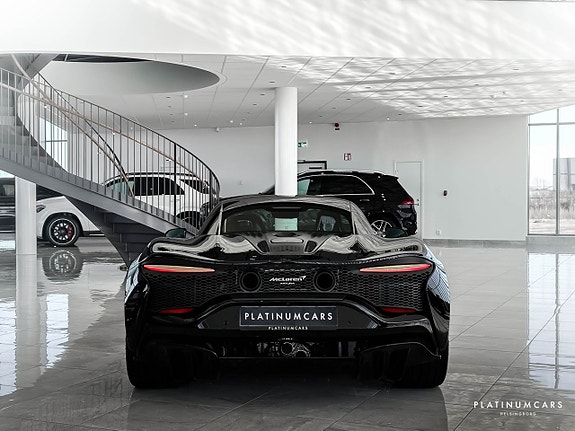McLaren Artura 5 of 5