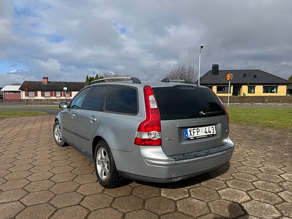 Volvo V50 7 of 10