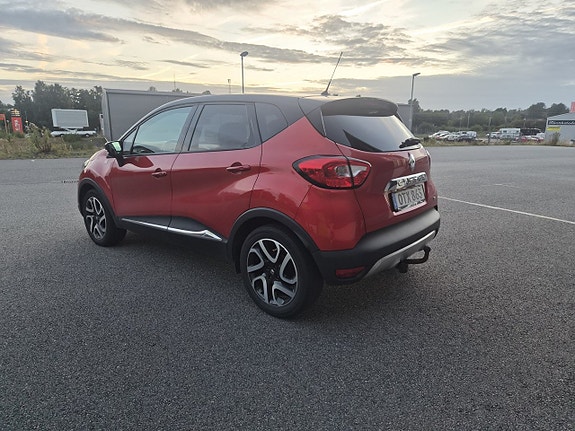 Renault Captur 3 of 29